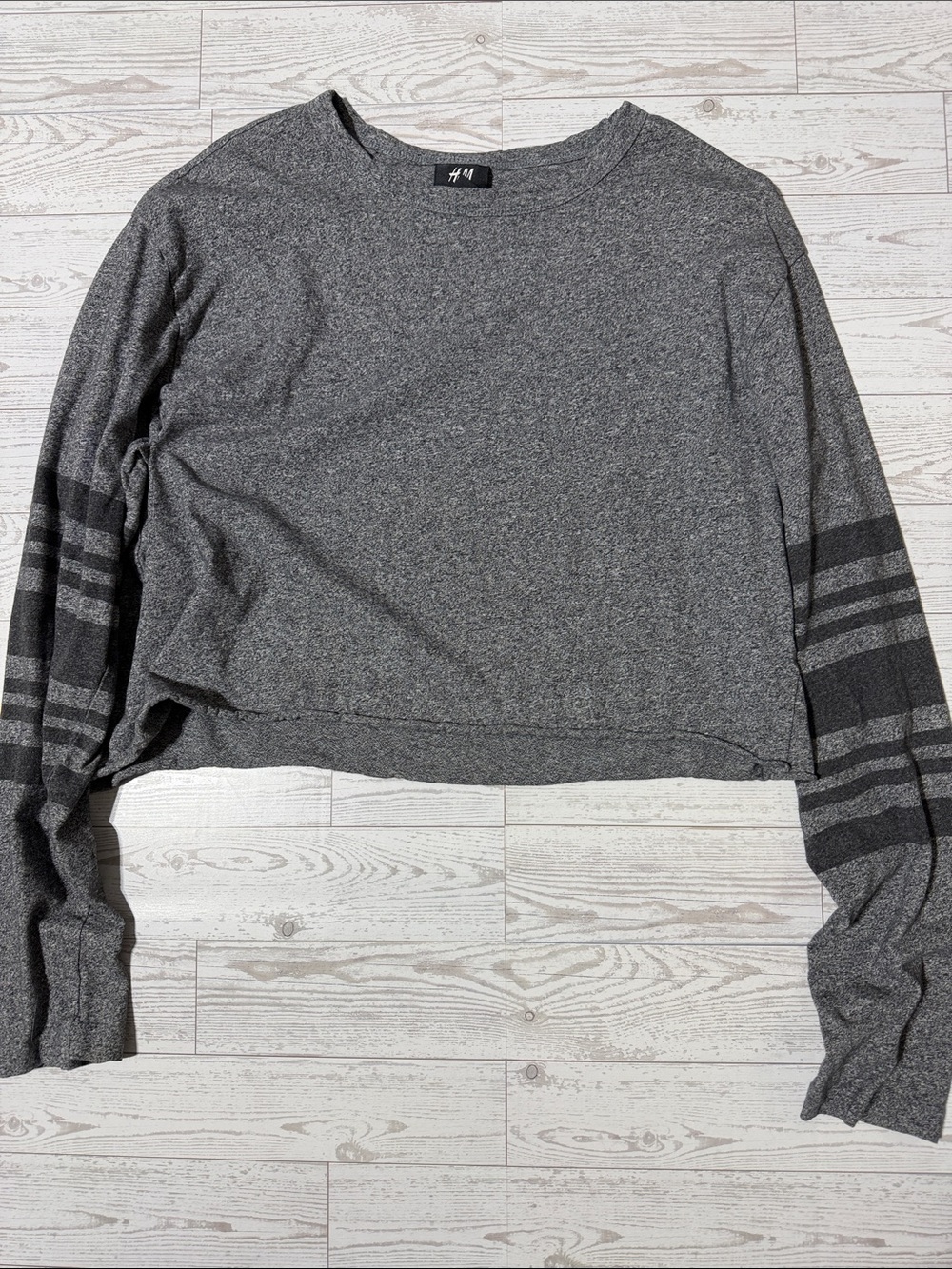 H&M Gray Cropped Crewneck Sweater with Striped Sleeves